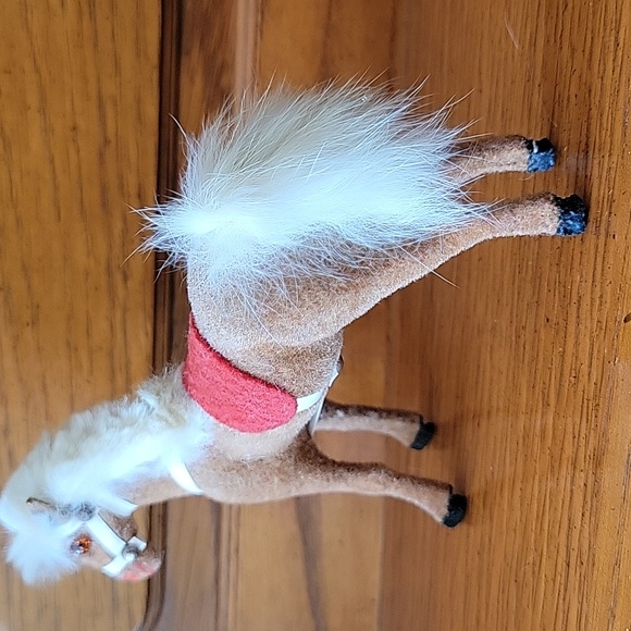 Vintage Flocked Horse - Picture 2 of 11